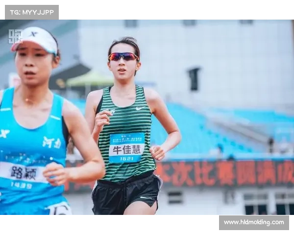 西藏选手次仁措姆以34分02秒75夺冠全国田径大奖赛女子万米冠军